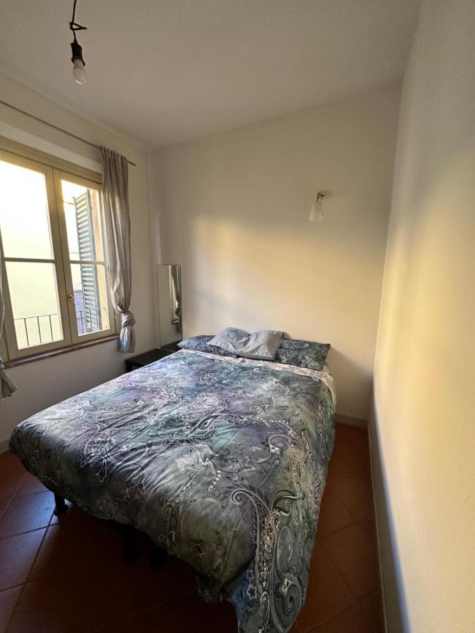 As Apartment *